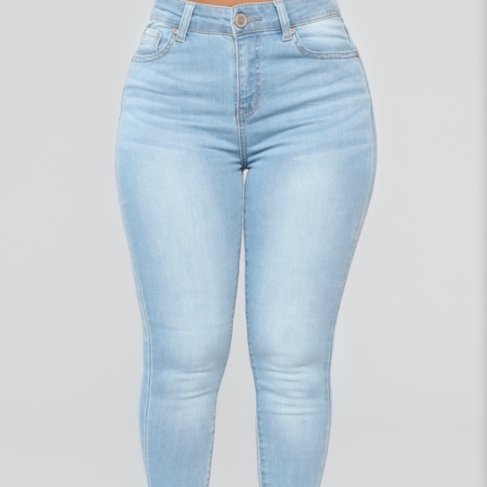 Blue skinny jeans